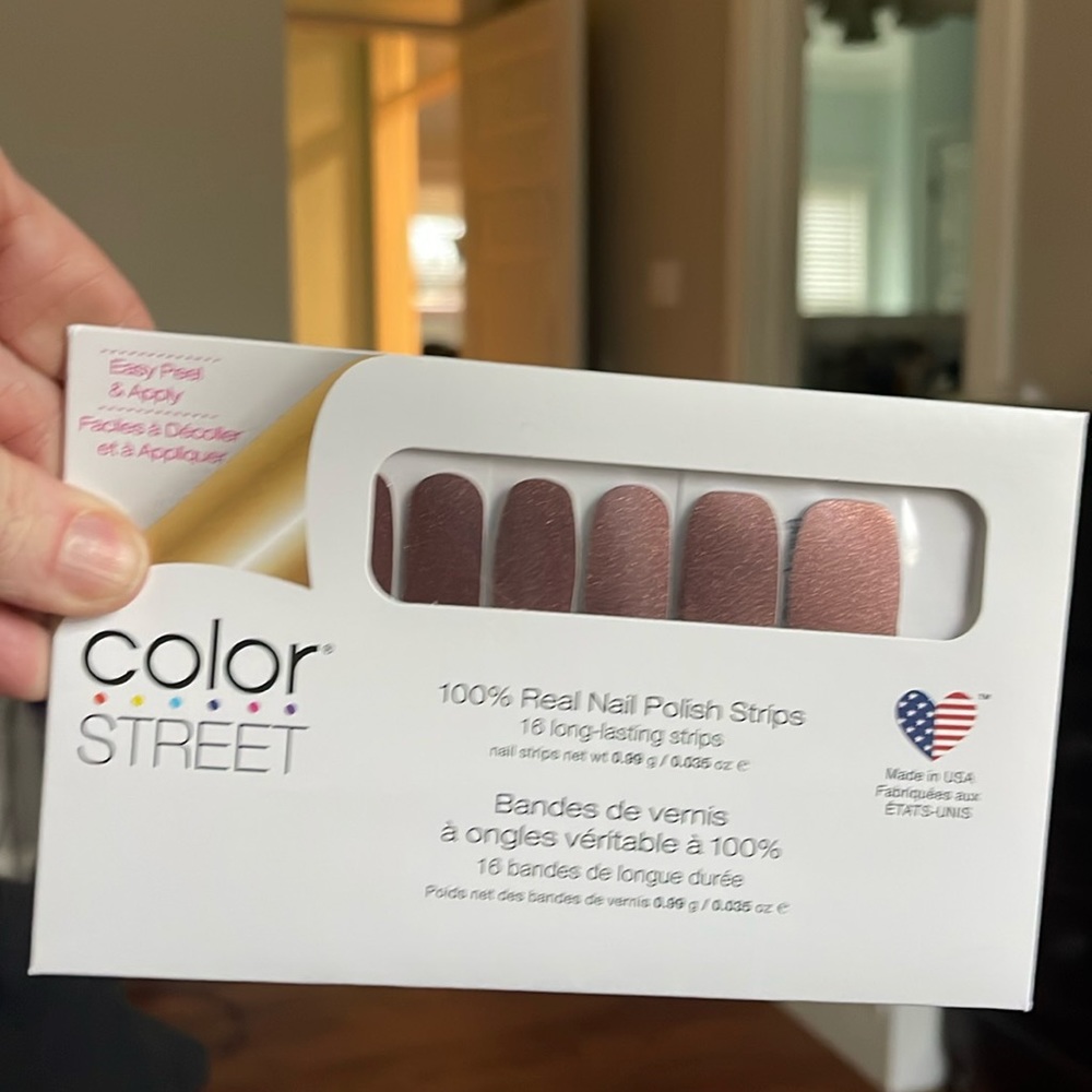 ColorStreet nails- Gratitude is Everything